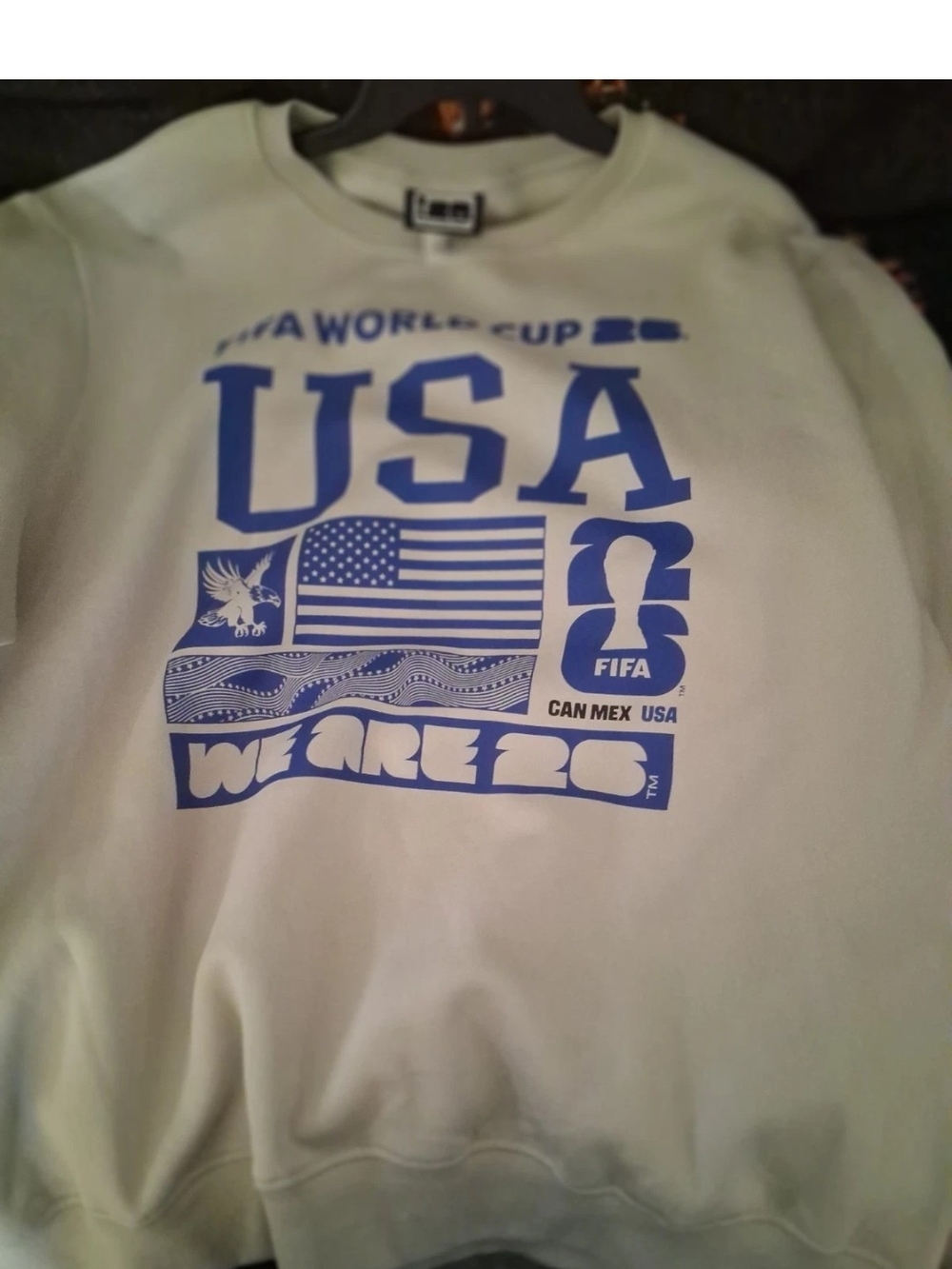 FIFA 2026 WORLD CUP USA MEBS SWEATSHIRT XL NEW WITH TAGS